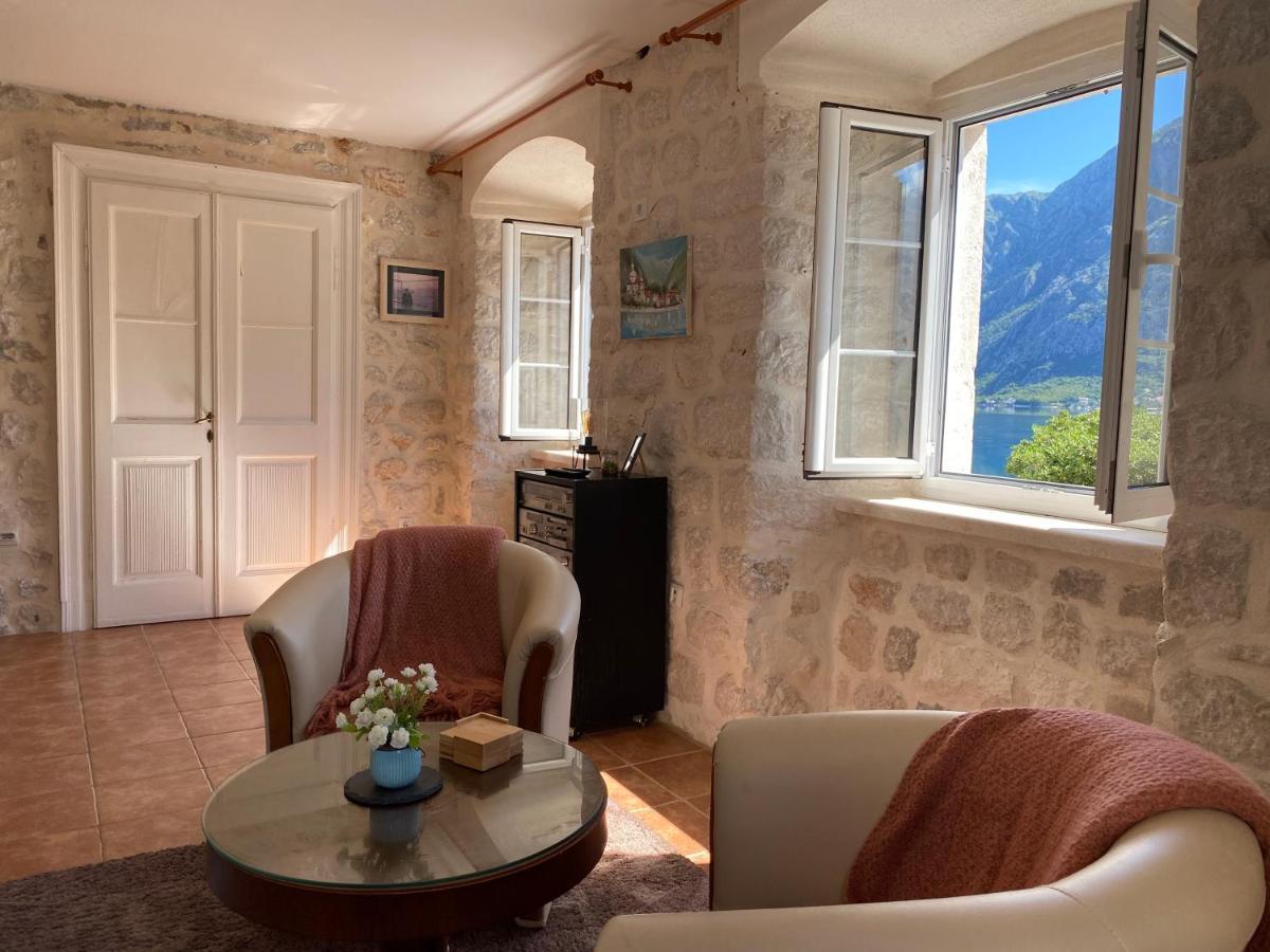 Villaoldmariner Prčanj Esterno foto