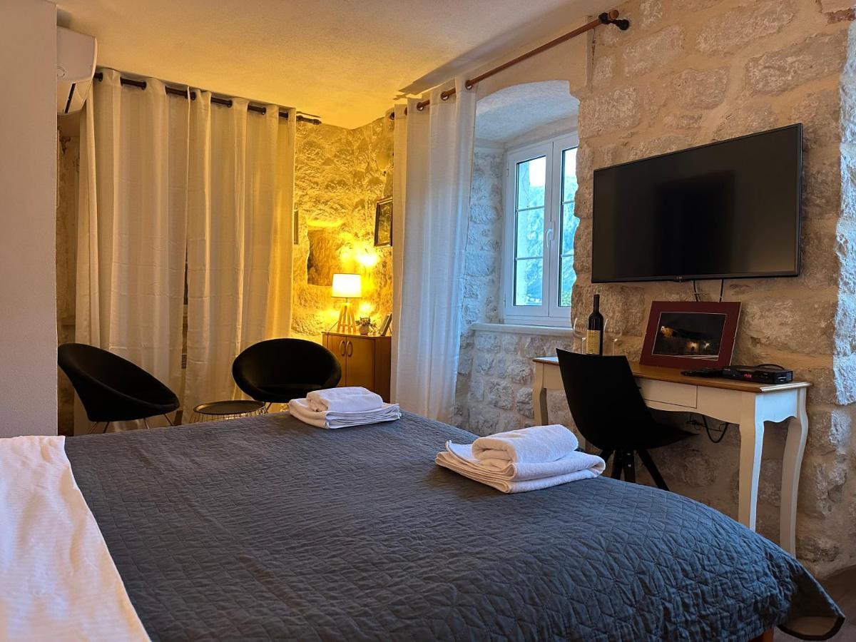 Villaoldmariner Prčanj Esterno foto