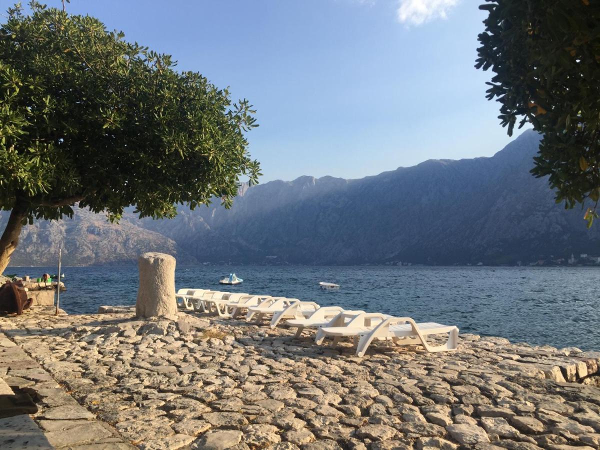 Villaoldmariner Prčanj Esterno foto